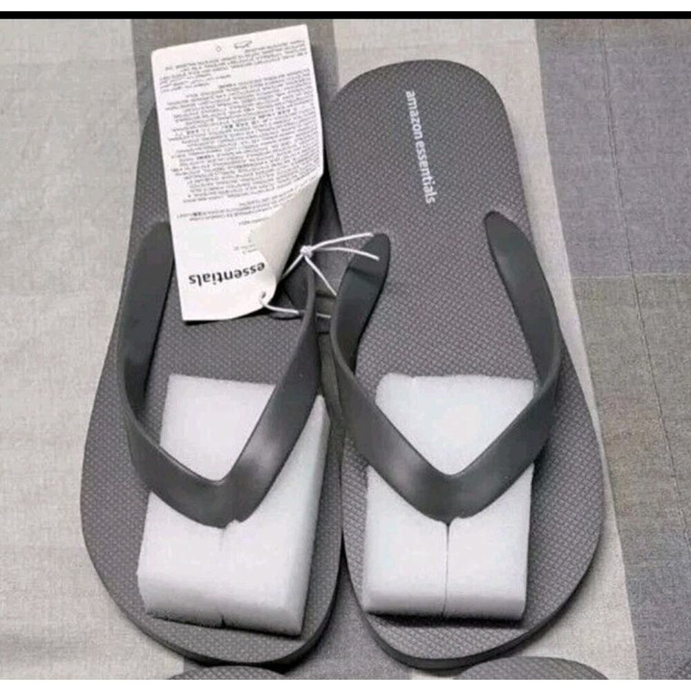 Amazon Essentials‎ Kids Flip Flops Sandals Grey Size 5 Youth Unisex New
